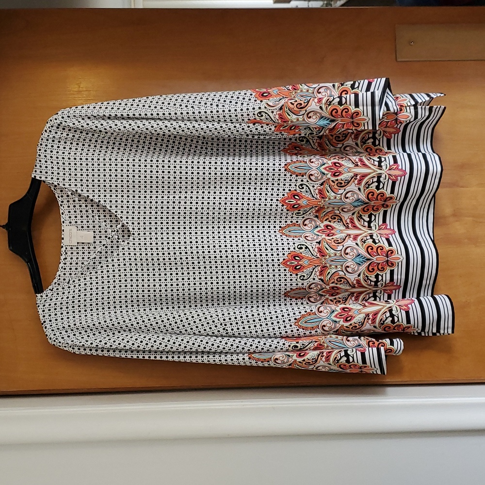 Blouse from Chicos size 4, (XL size 20)